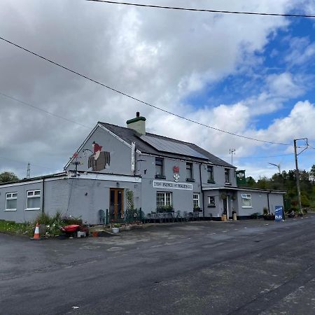 Prince Of Wales Inn Rhymney Екстер'єр фото
