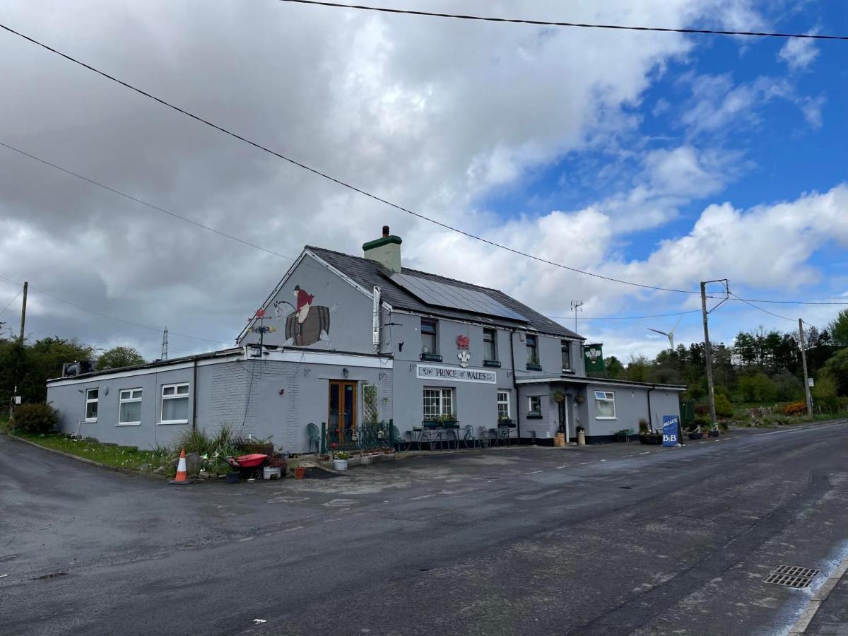 Prince Of Wales Inn Rhymney Екстер'єр фото